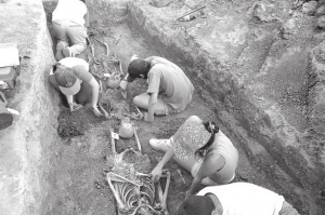Exhumación de una fosa común del franquismo en Burgos